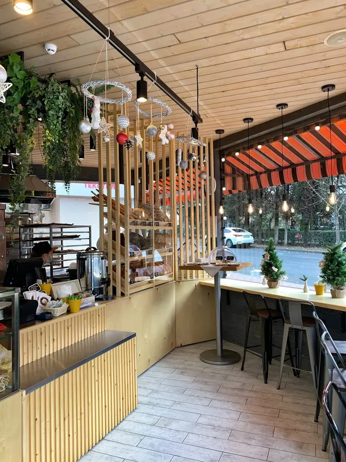 Cafe bakery